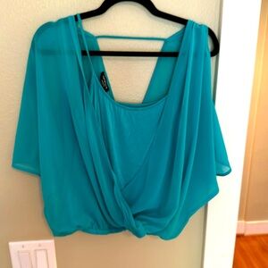 Bebe top size small